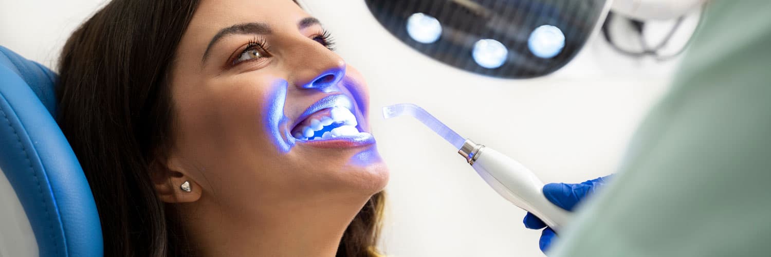 اختيار الأفضل لابتسامتك: طب الأسنان التجميلي في ليفيتاس